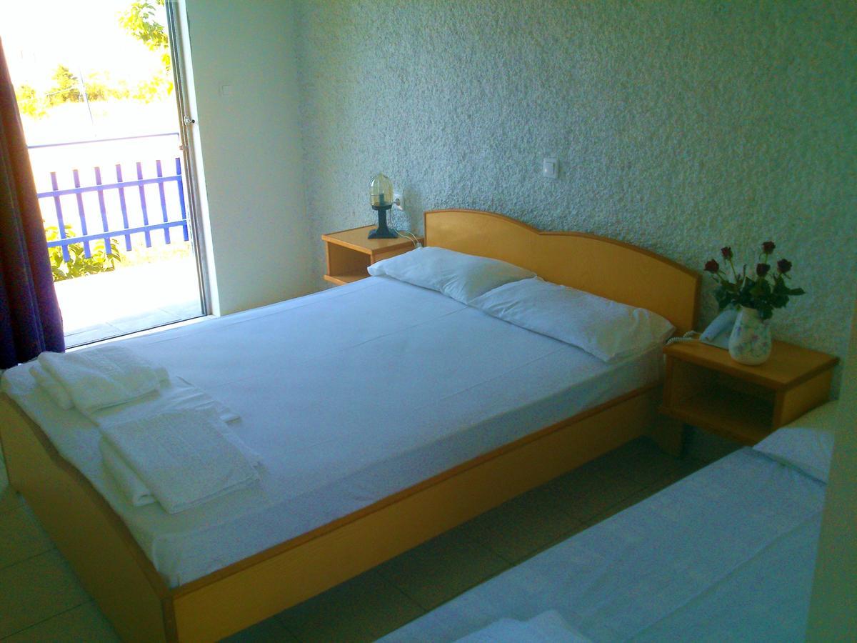 Aetos Beach Bungalows Karystos  Exterior photo