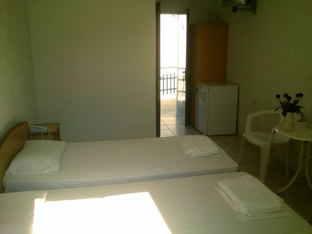 Aetos Beach Bungalows Karystos  Exterior photo